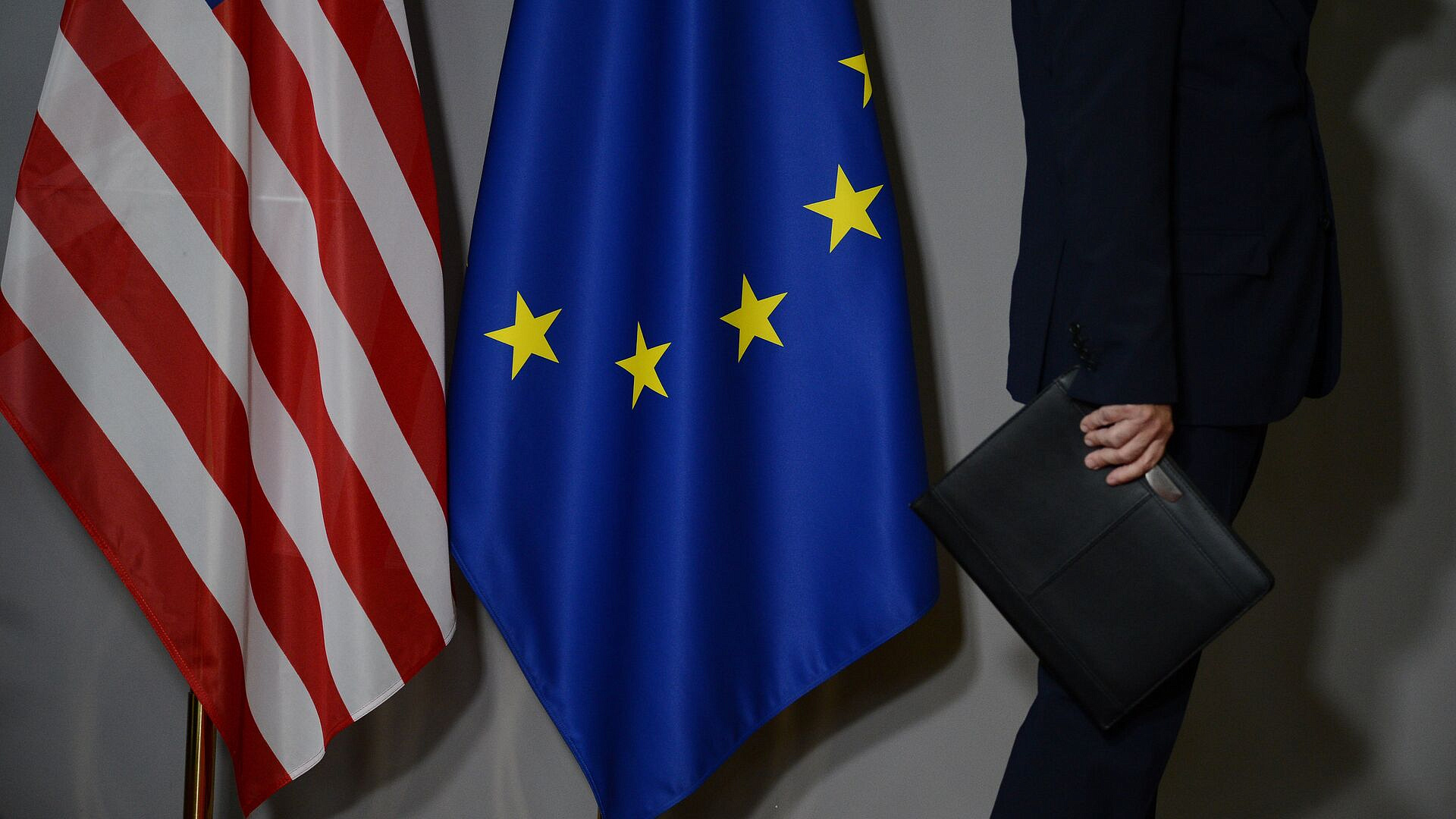 "Усложнить жизнь России". В США раскрыли, что Запад задумал против Москвы