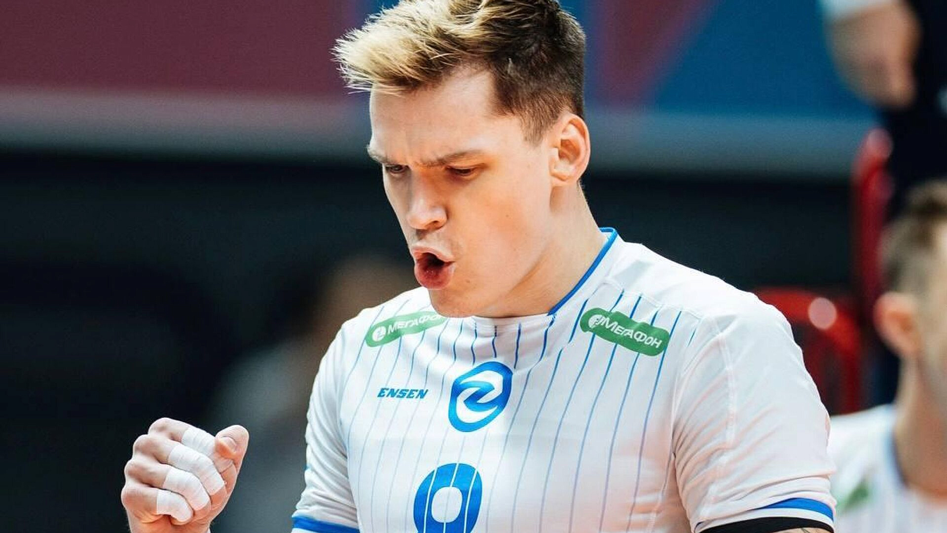 ��������� "�����" ������� �������� ����� "������" � ���������