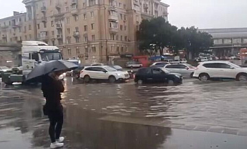 Во Владивостоке откачивают воду из подвалов больниц и соцучреждений