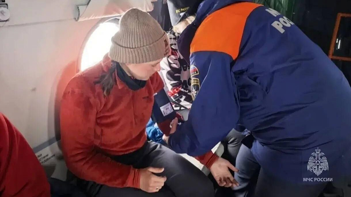 Пострадавшие на Камчатке туристы едва успели выбраться из палатки