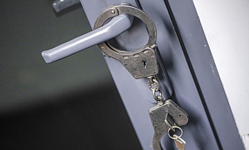 Жителя Томска осудили за взрыв у офиса бизнесмена и поджог машин