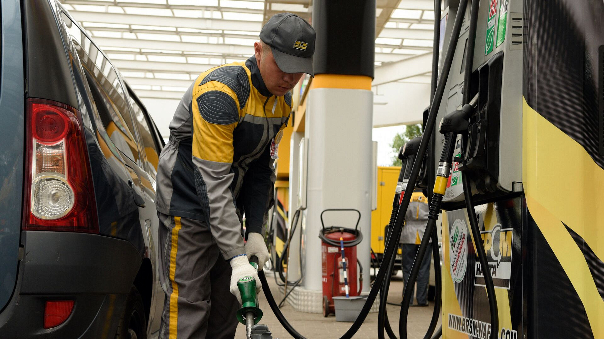 Украинский эксперт спрогнозировал резкий рост цен на бензин