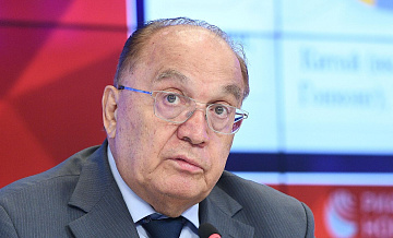 Путин поздравил ректора МГУ Садовничего с днем рождения