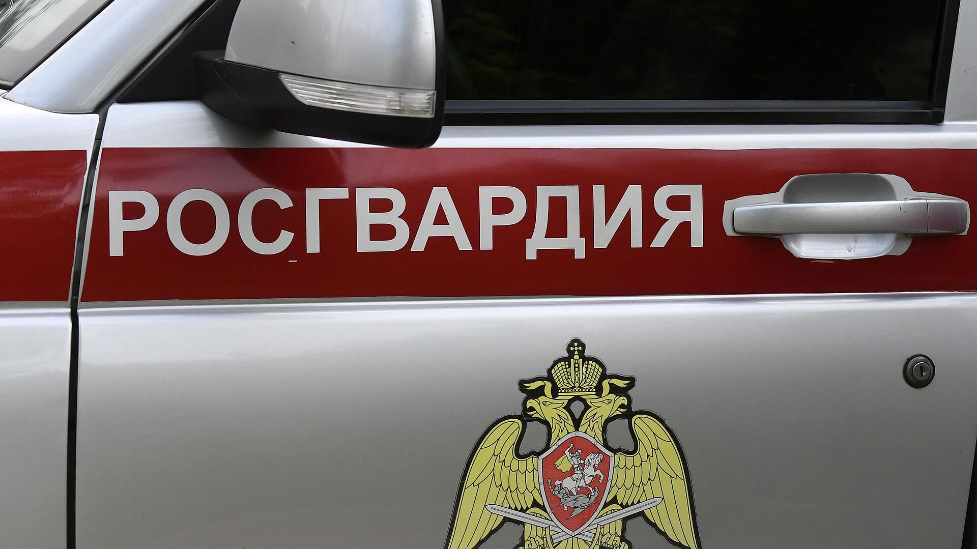 Украинский дрон атаковал жилой дом в Алчевске в ЛНР