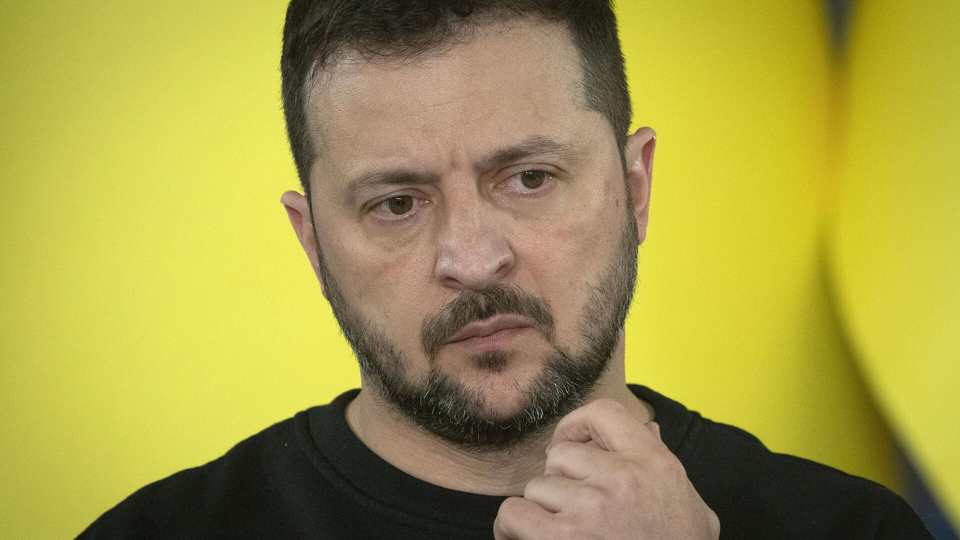 Визит Зеленского в ЮАР перенесли на 24 апреля Визит Зеленского в ЮАР перенесли на 24 апреля