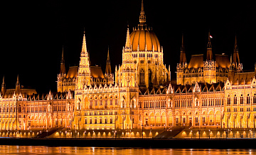 Венгерский парламент не спешит с одобрением принятия Швеции в состав НАТО