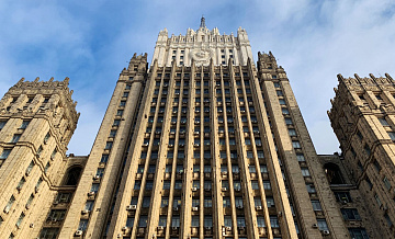 В МИД прокомментировали ядерные устремления Лондона и Парижа