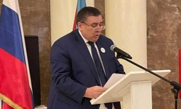 Захарова назвала сообщения о задержании главы уральского "Лукойла" фейком