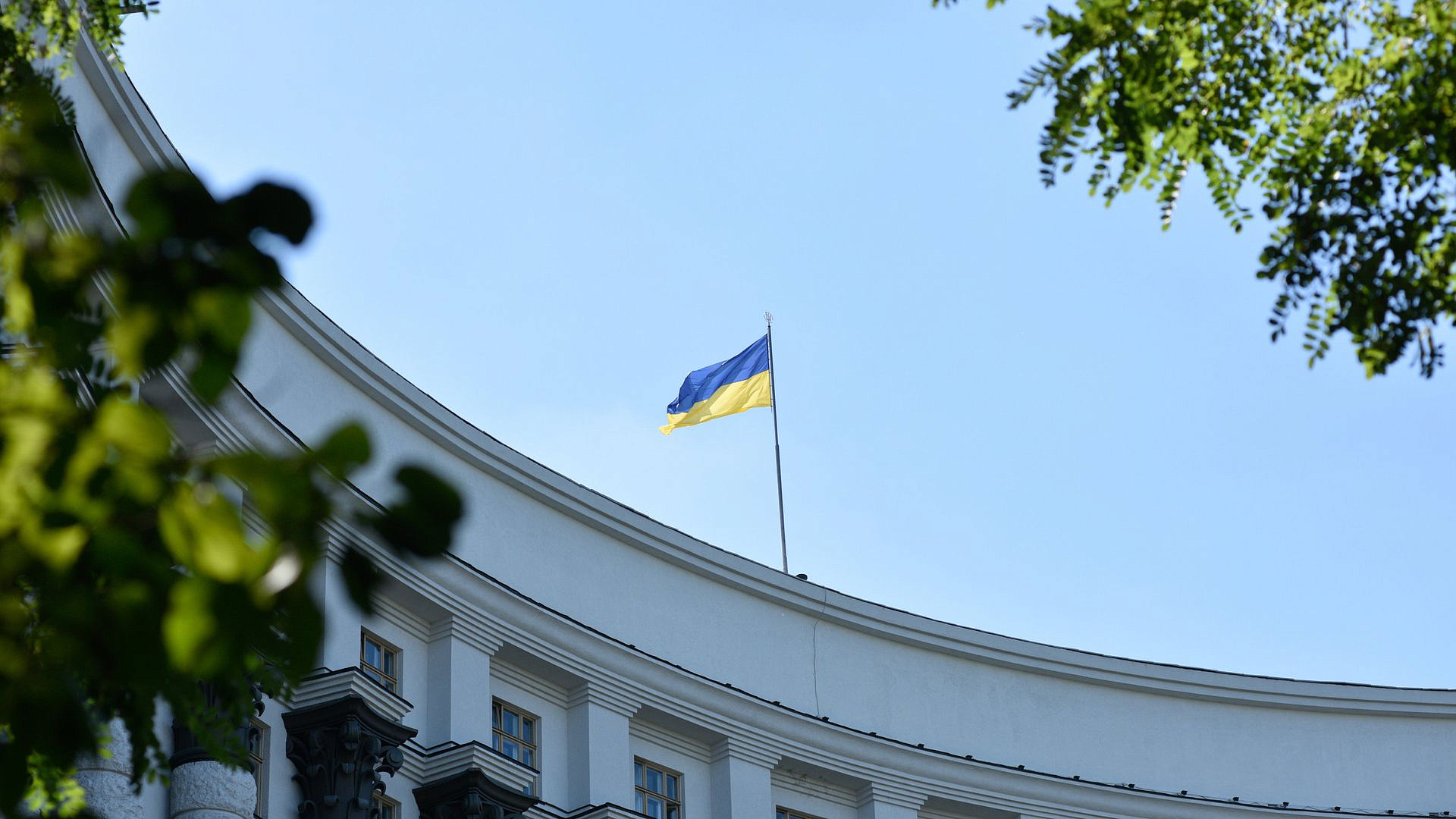 В Раде заявили, что на Украине есть "партия мира", но ее голоса не слышно