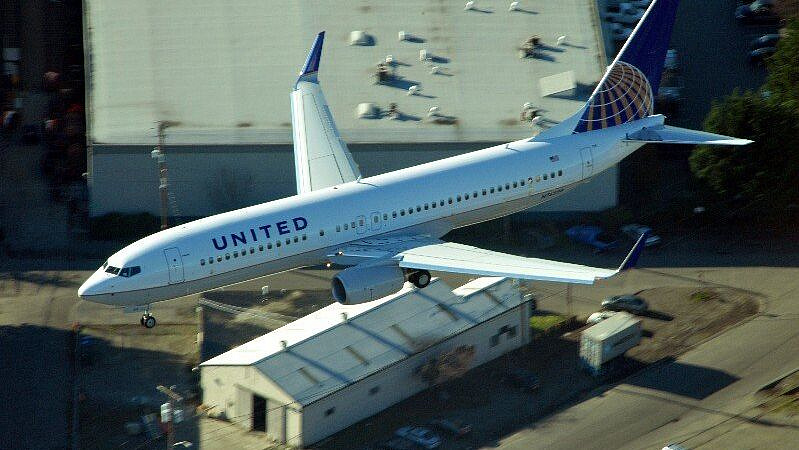        United Airlines 