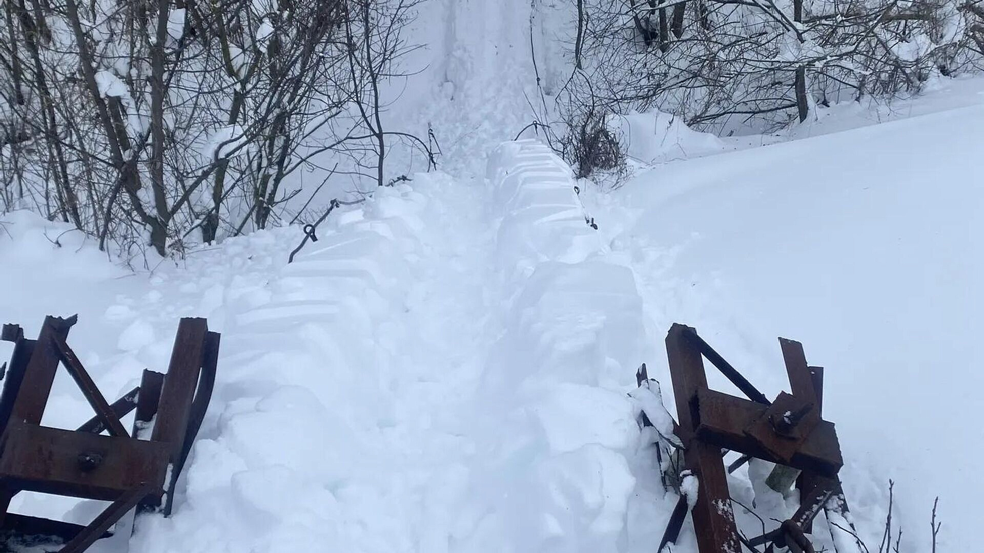 В Мордовии обрушился пешеходный мост