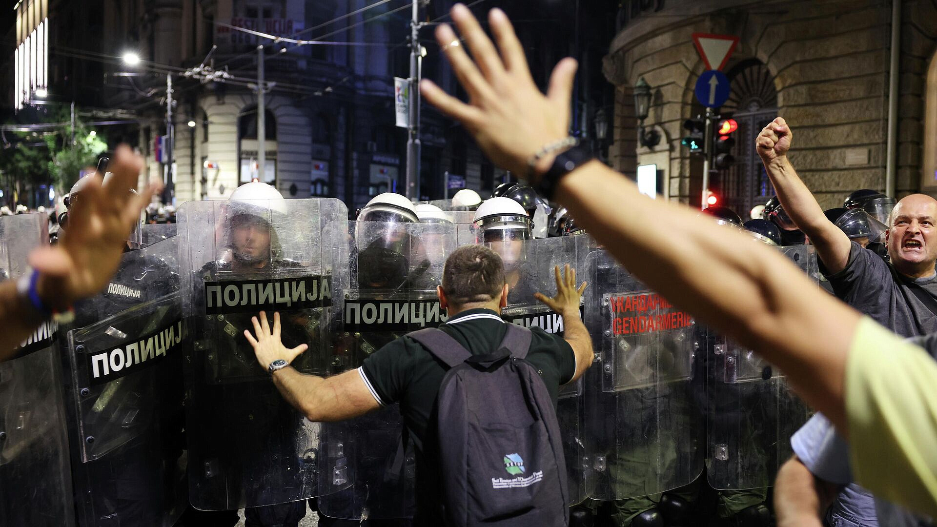 В Белграде полиция разблокировала трассы, перекрытые протестующими