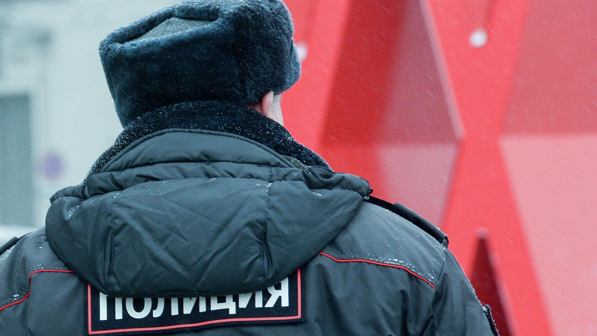 В Ингушетии полицейский спас пассажира из горящего автомобиля