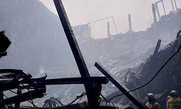 Разбор завалов в "Крокусе" остановили до утра воскресенья