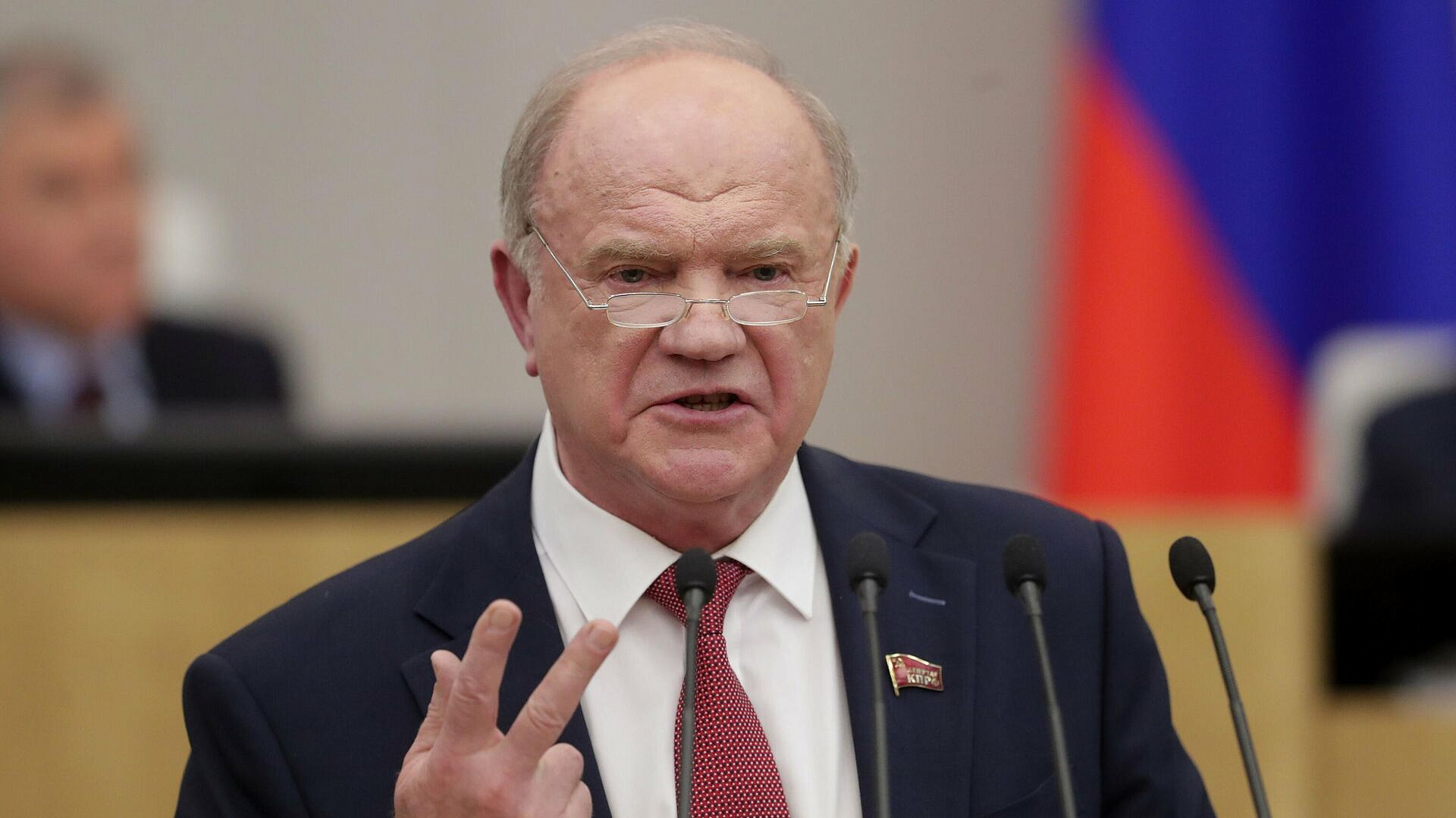 Зюганов назвал дату встречи президента с лидерами фракций