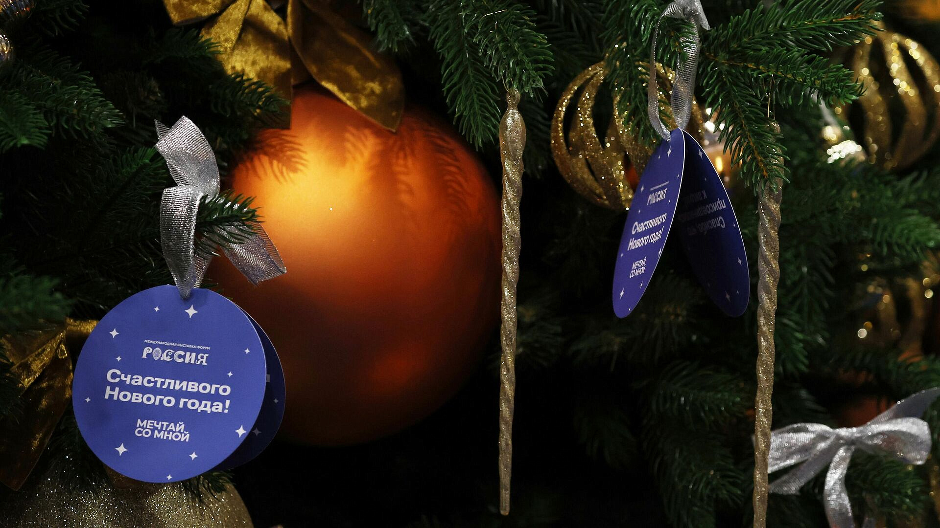 В Астраханской области военные исполнили более 200 детских желаний