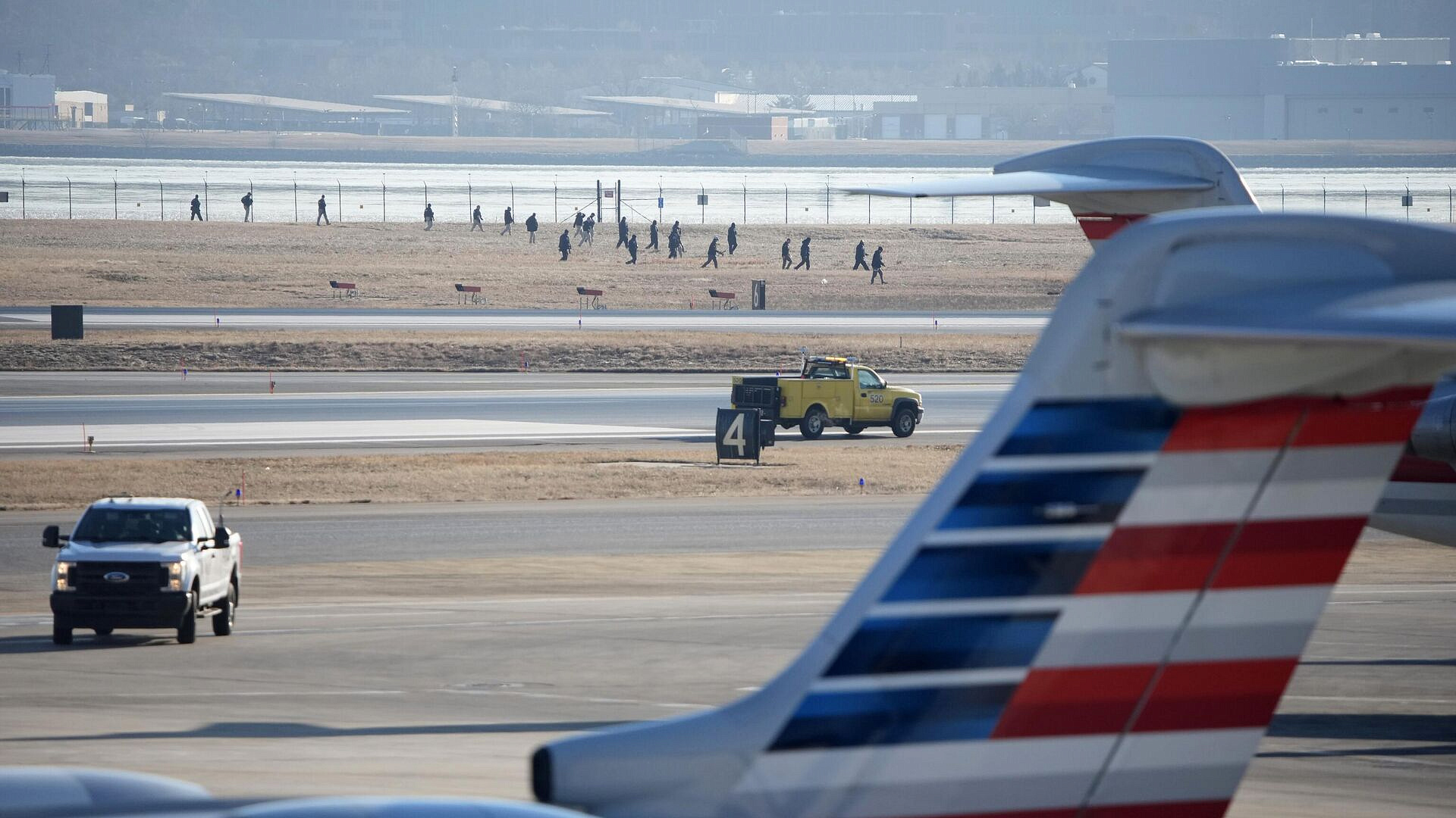 NYT: American Airlines    ,    