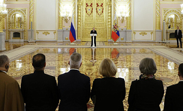 Путин пообещал содействие вновь прибывшим в Россию послам