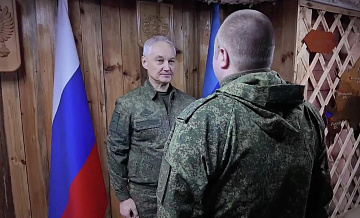 Белоусову показали наземные робототехнические комплексы с боевыми модулями