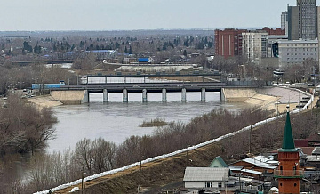 Длина волны, идущей на Курган, составляет 30 — 50 километров