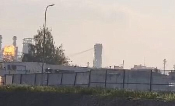 В районе пожара на МНПЗ усилили контроль