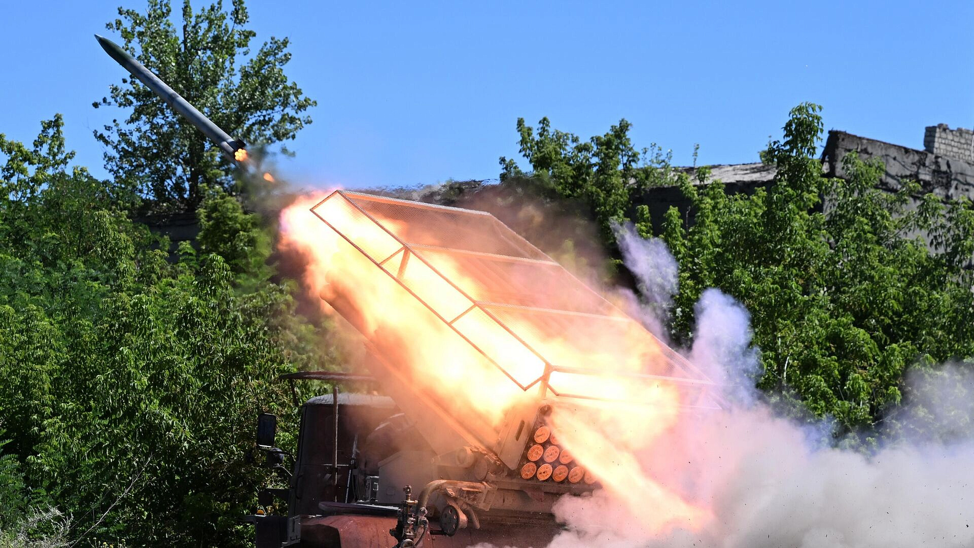    600    HIMARS     ""