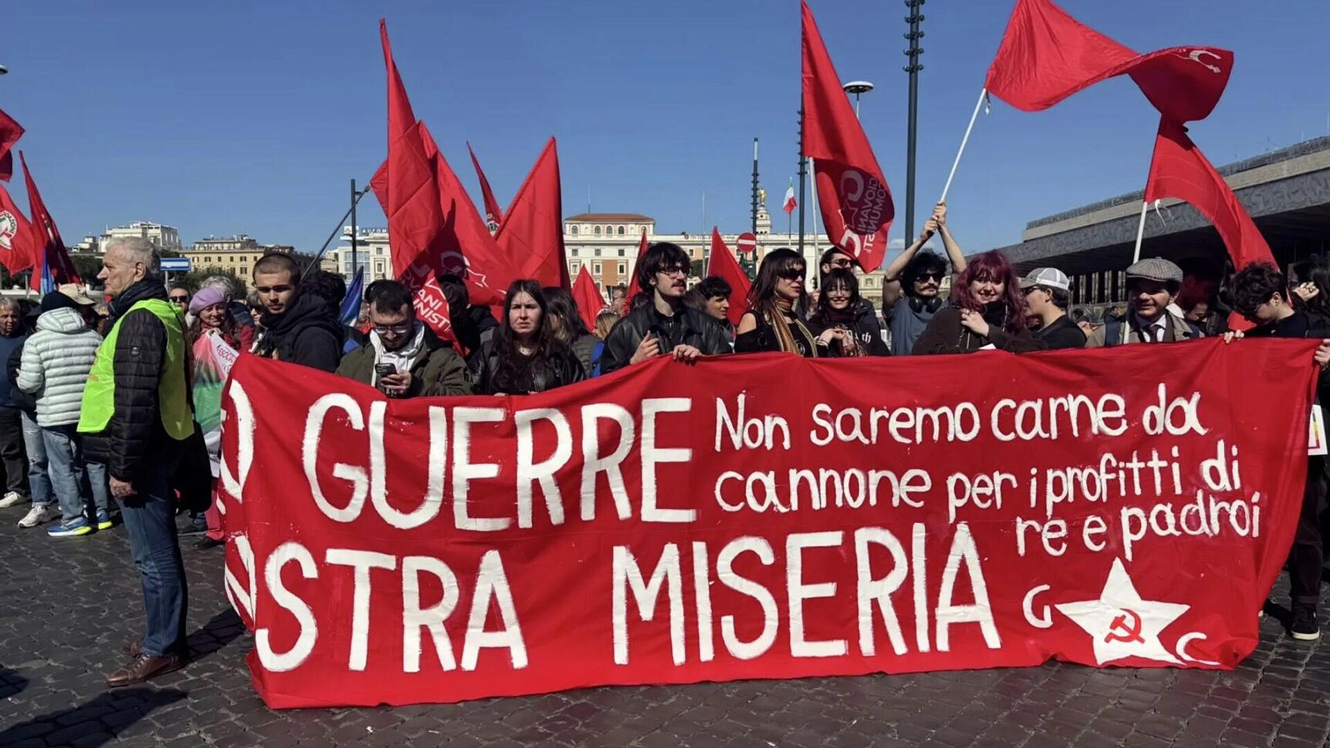 В Риме проходит шествие движения No Kings