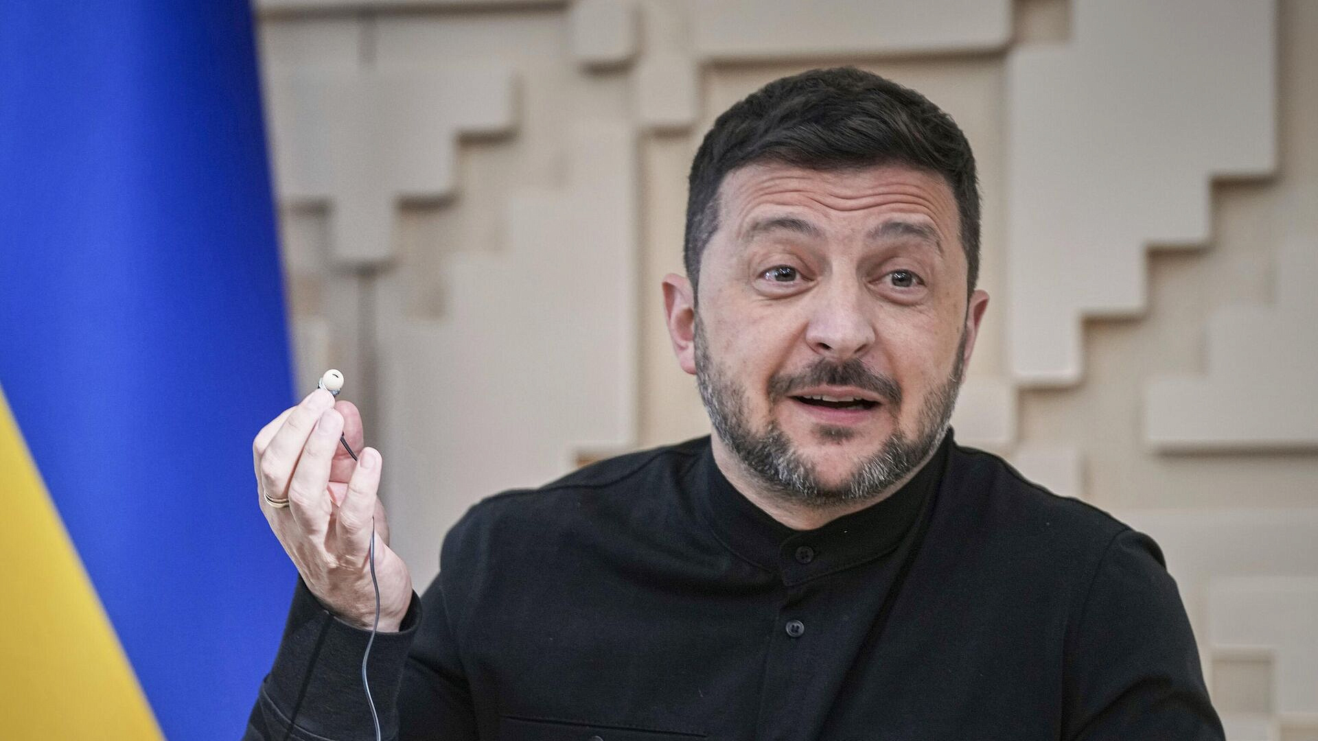 В Европе раскрыли страшную роль Зеленского на переговорах по Украине В Европе раскрыли страшную роль Зеленского на переговорах по Украине