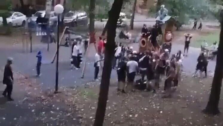 Полиция проверяет информацию о конфликте между подростками в Мытищах