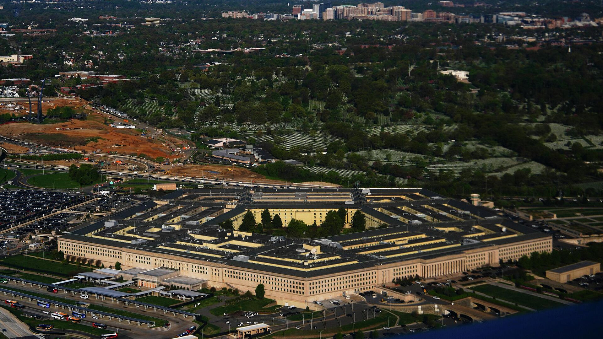 США продолжают обучать украинских пилотов управлению F-16