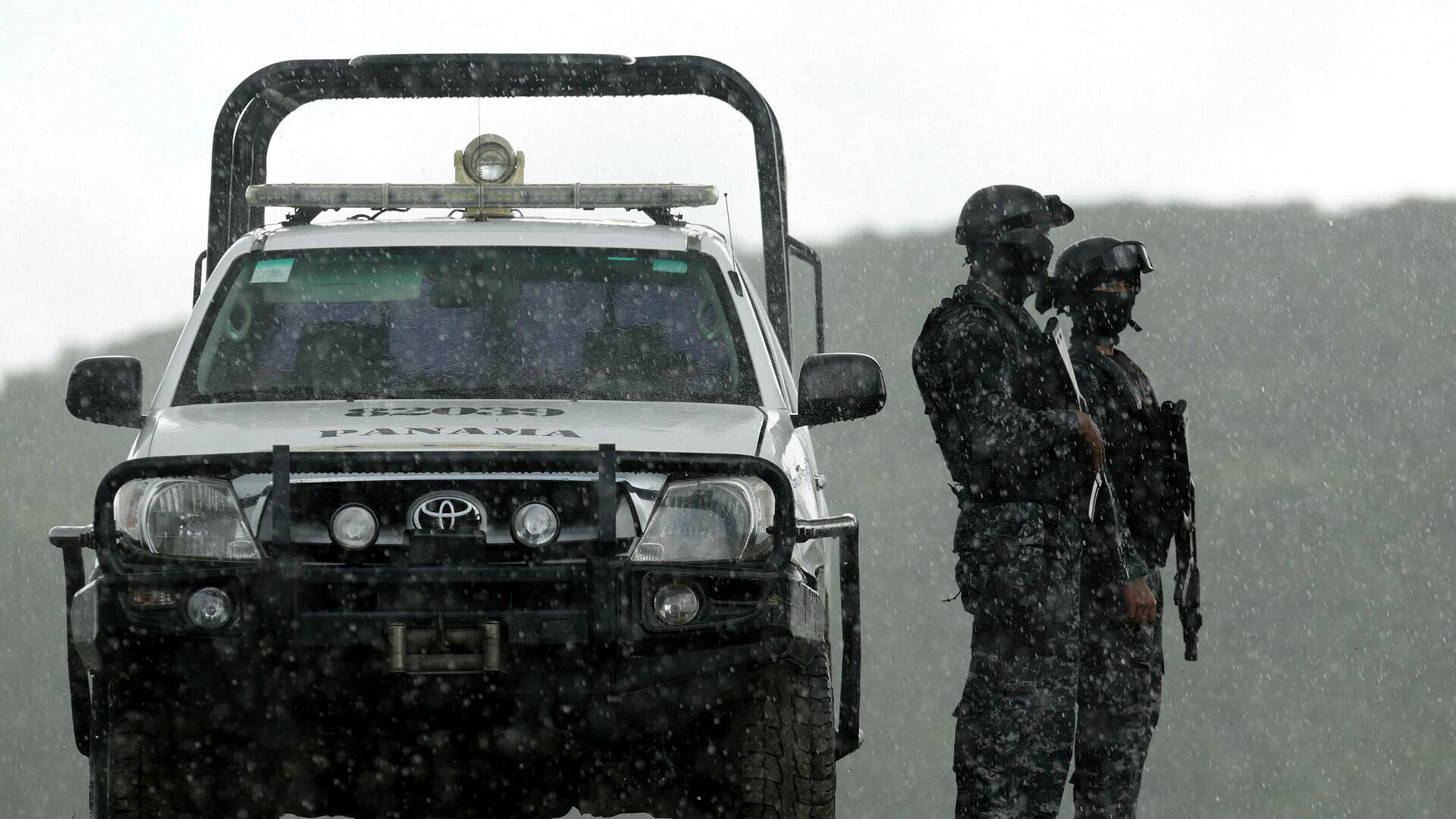 Протесты студентов в Панаме переросли в столкновения с полицией