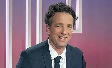 Физиотерапевта французского футбольного клуба избрали мэром города