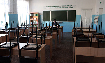 На Ямале школьник пронес в школу пневматический пистолет