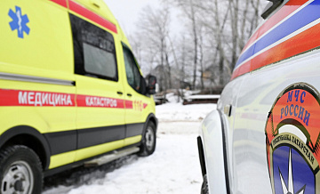 В Приангарье тушат пожар в торговом центре