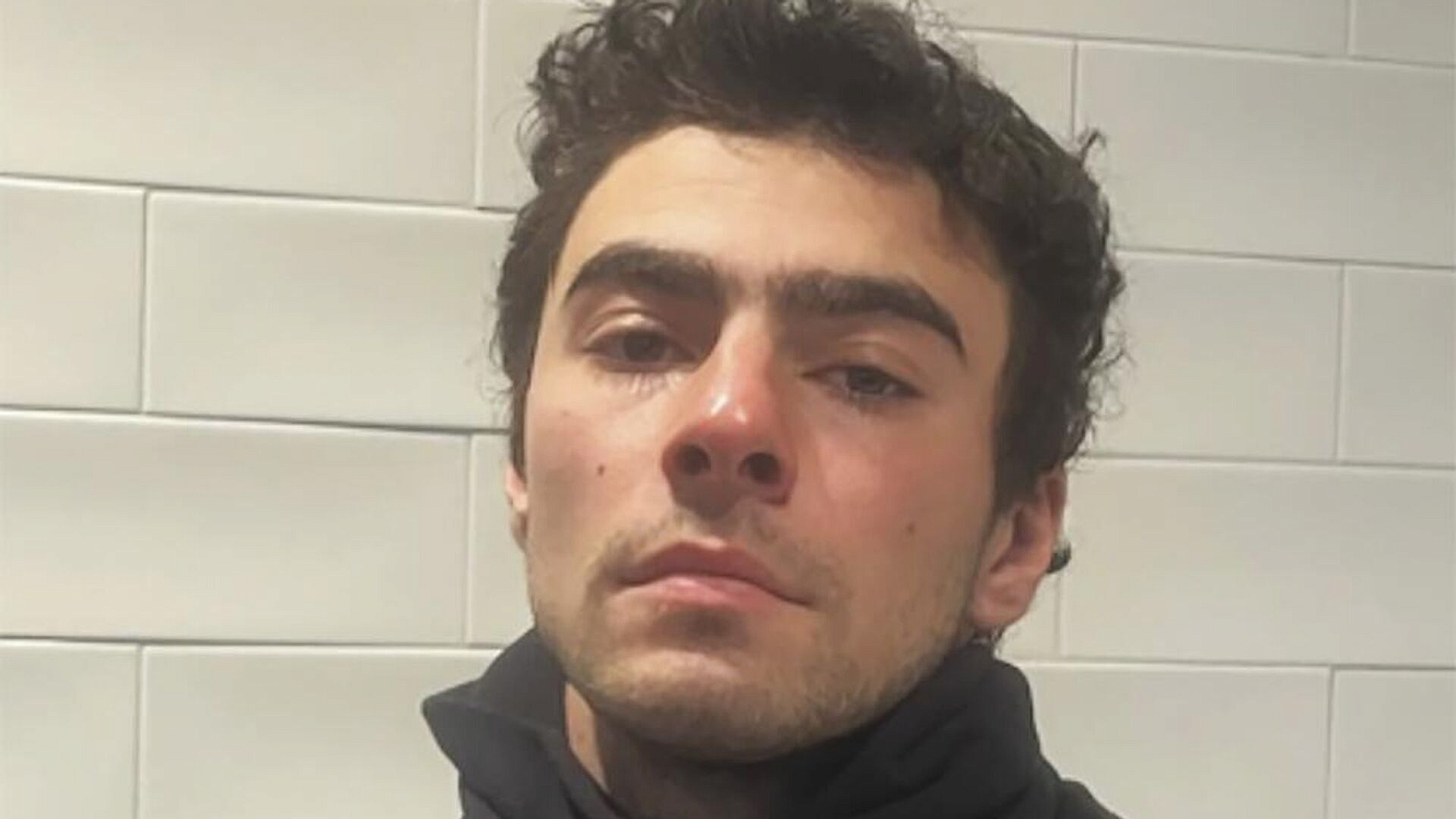 Убийца главы UnitedHealthcare рассматривал использование бомбы