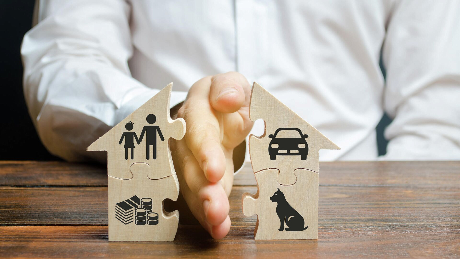 ВС запретил при разводе прятать имущество, переоформляя его на родителей