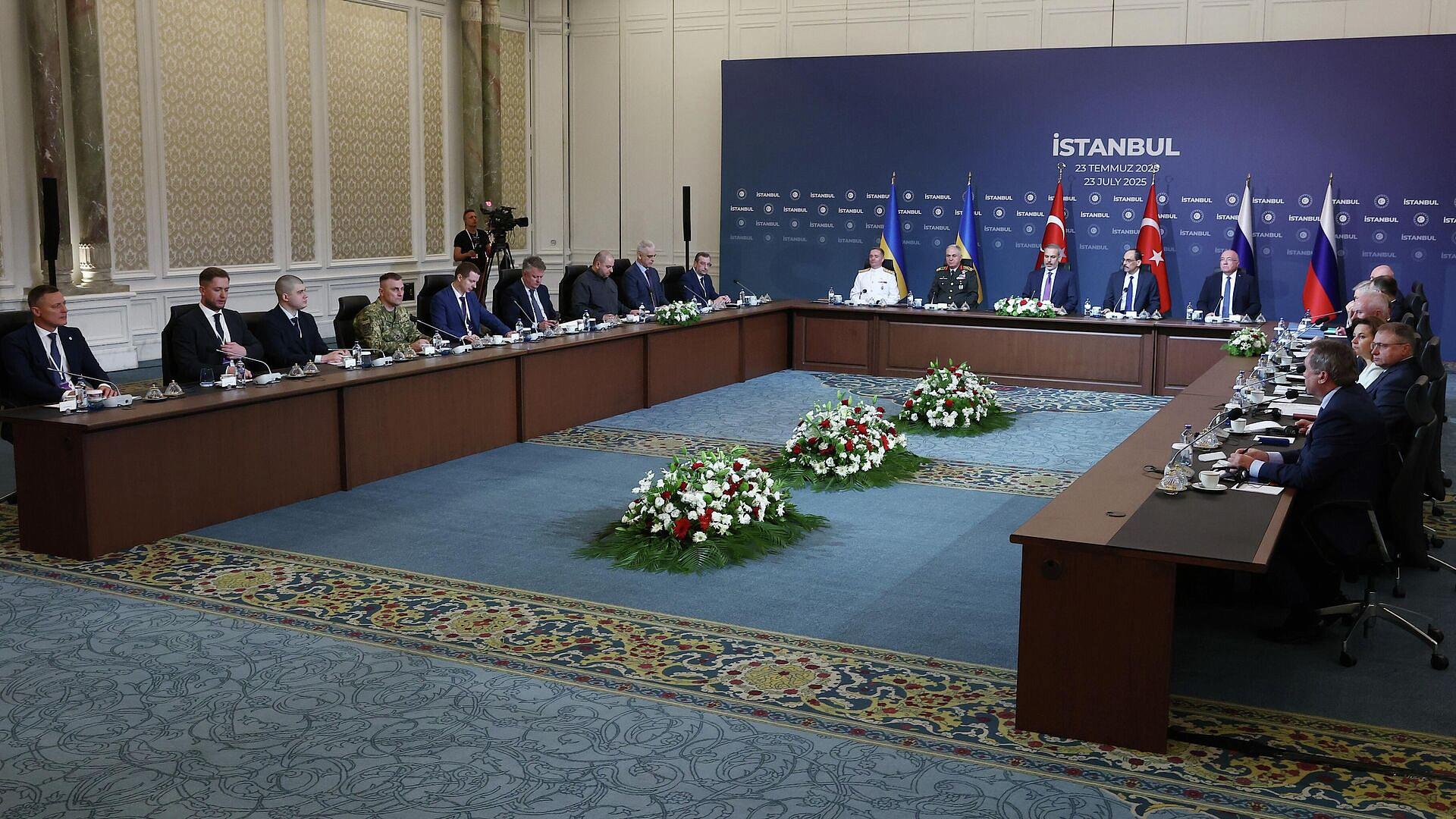 Турция готова принять переговоры по Украине, заявил источник