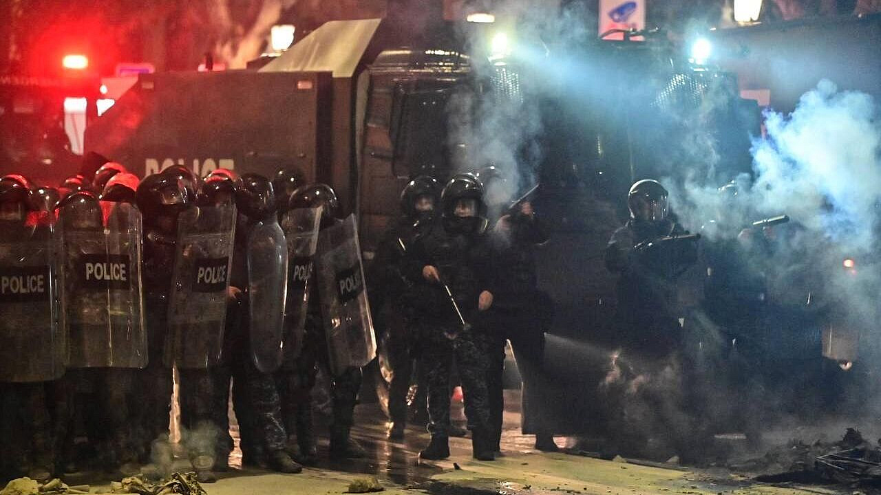 � ������ ����������������� ��������� � ���������� ������� � ������