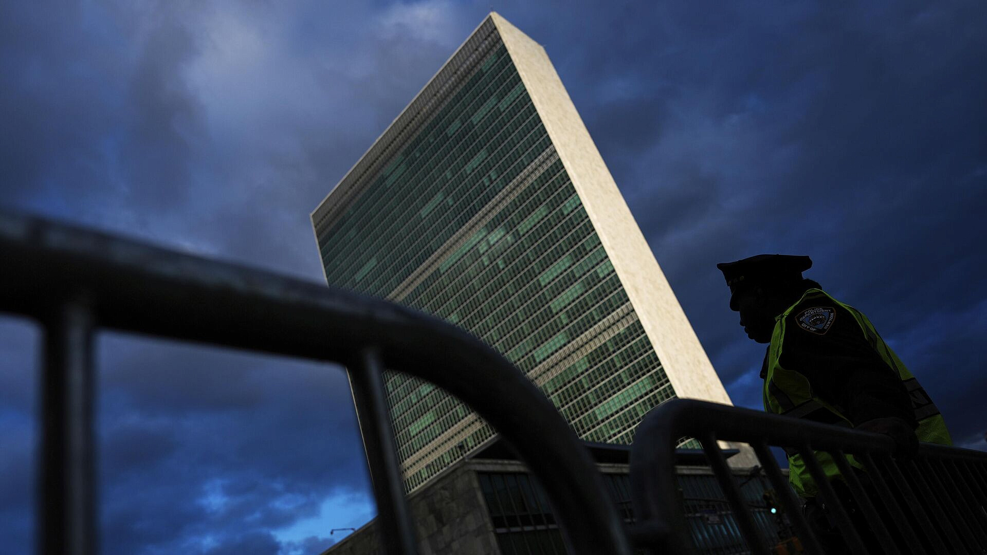 � ��� ���������� ����� �� �������� � ��� � ����-�������� � ���-�����