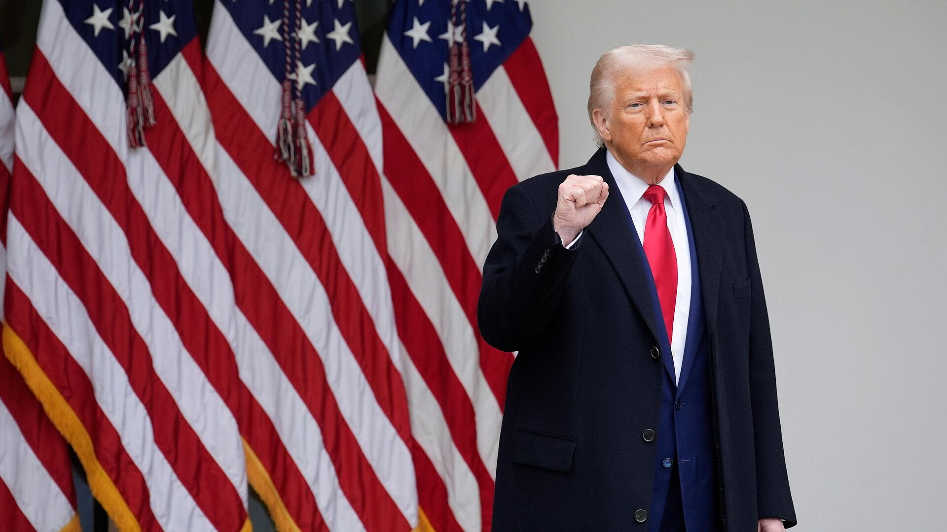 Трамп прошел первый медосмотр после возвращения в Белый дом Трамп прошел первый медосмотр после возвращения в Белый дом