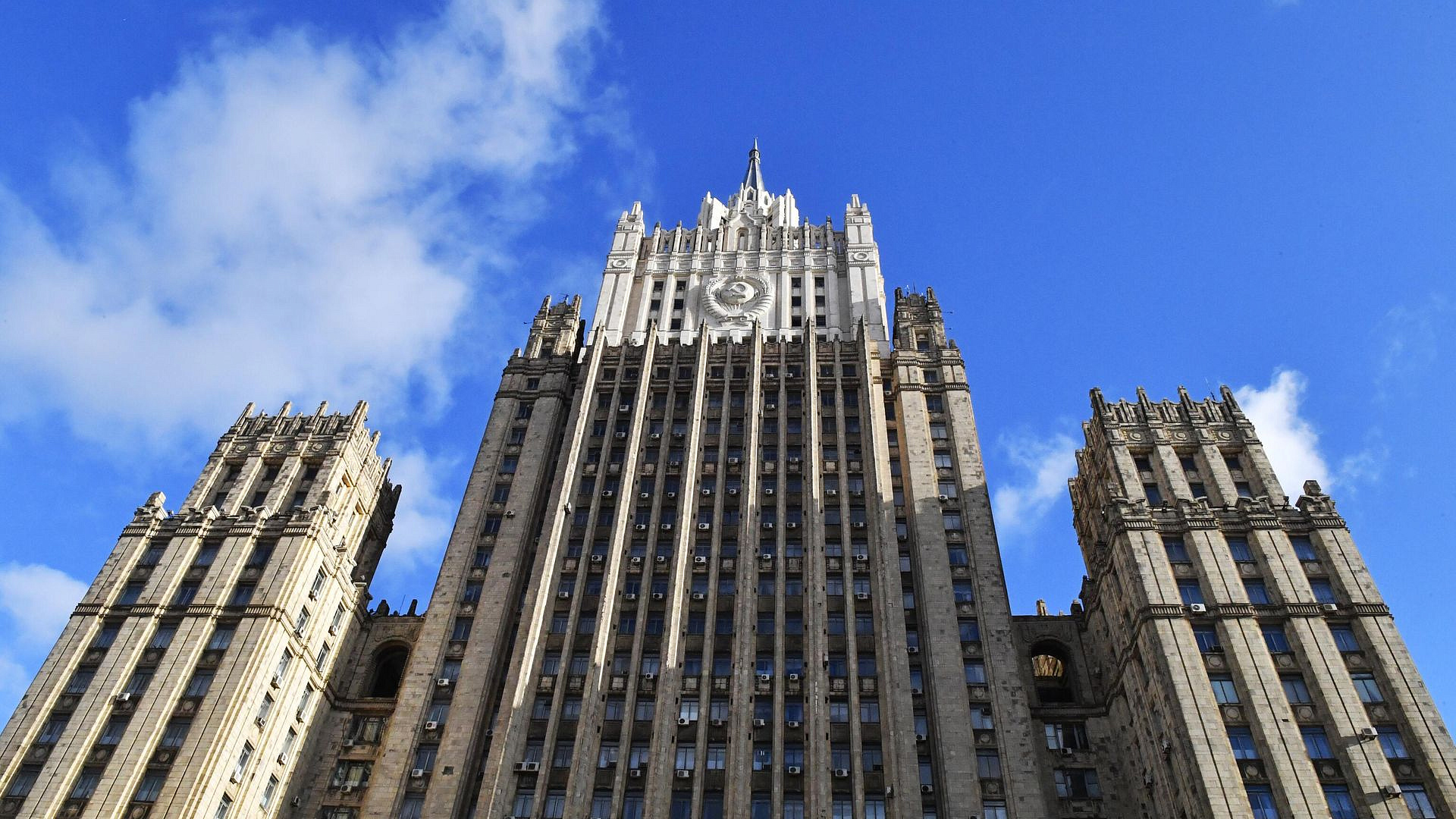 МИД России заявил, что с Турцией  постоянно идет диалог по всем вопросам