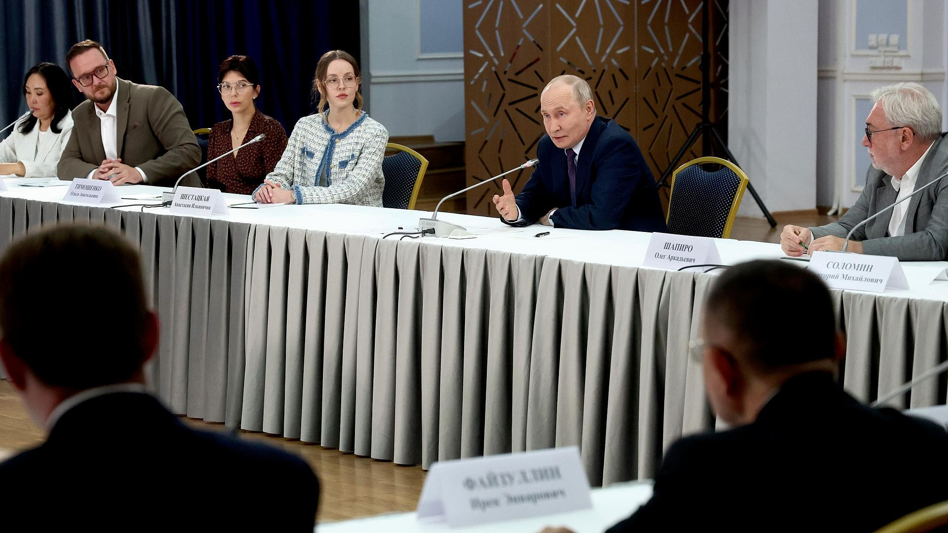 Путин заявил о необходимости принятия закона о мастер-планах