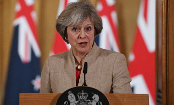 Британская премьер не может уйти в отпуск из-за Brexit