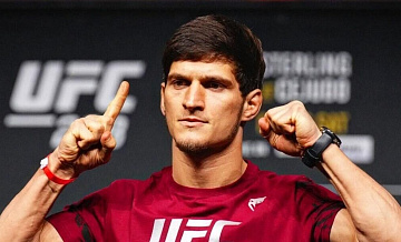 Евлоев потребовал от UFC поединок за титул