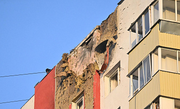 В доме на Домодедовской улице при атаке БПЛА выбили окна