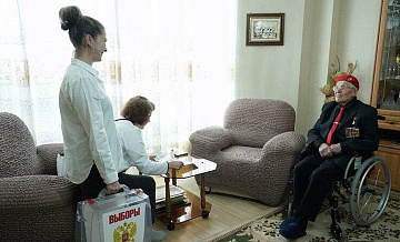 Герой России 101-летний ветеран из Сочи проголосовал на выборах президента