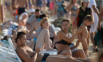 Россияне поддерживают идею продлить отпуск за счет новой схемы его расчета