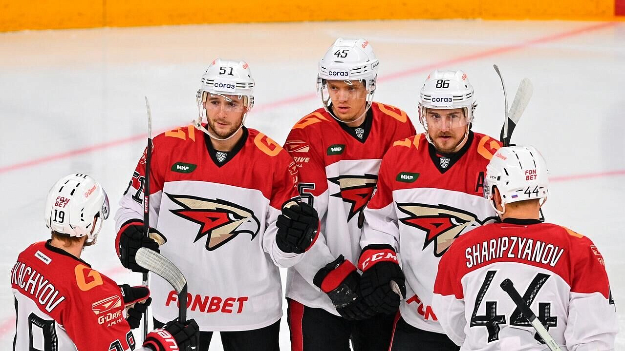 "Авангард" обыграл "Трактор" в матче КХЛ