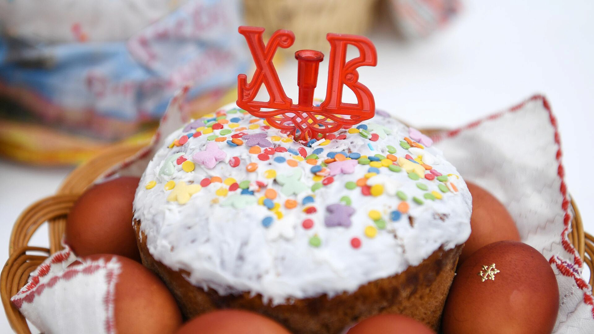 Пасха 2026: красивые открытки, картинки и поздравления "Христос Воскресе"