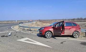 На Ставрополье пять человек пострадали в ДТП с участием двух легковушек